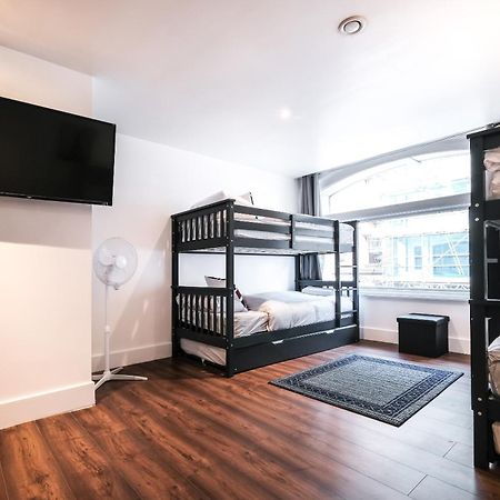 لندن Spacious Apartment In Piccadilly Sleep 6 Vrb المظهر الخارجي الصورة