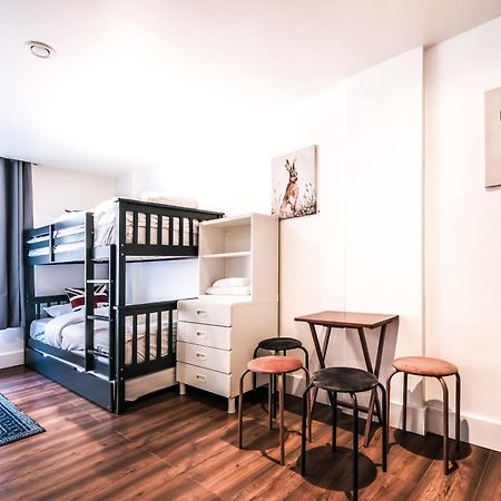 لندن Spacious Apartment In Piccadilly Sleep 6 Vrb المظهر الخارجي الصورة