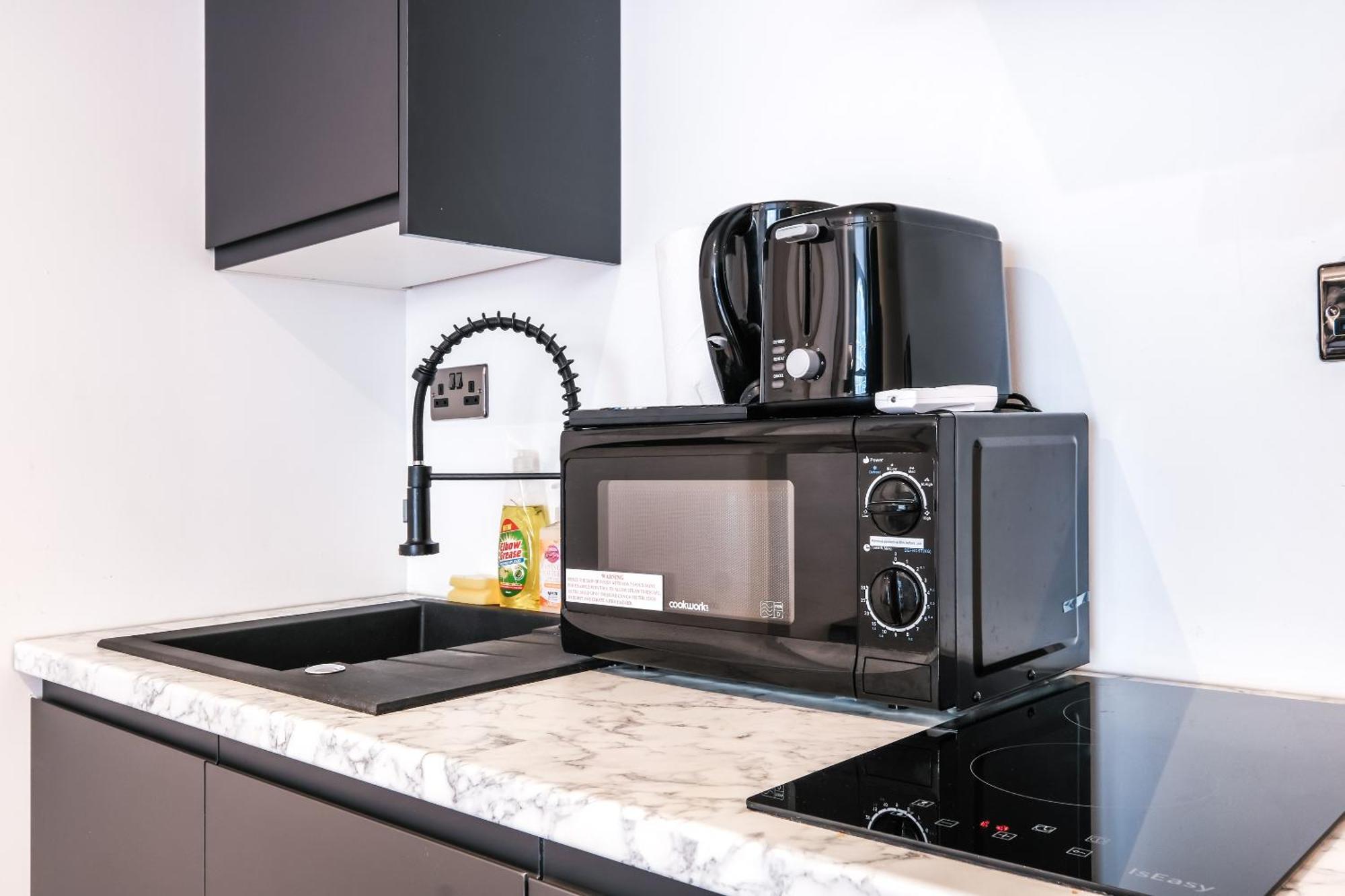 لندن Spacious Apartment In Piccadilly Sleep 6 Vrb المظهر الخارجي الصورة